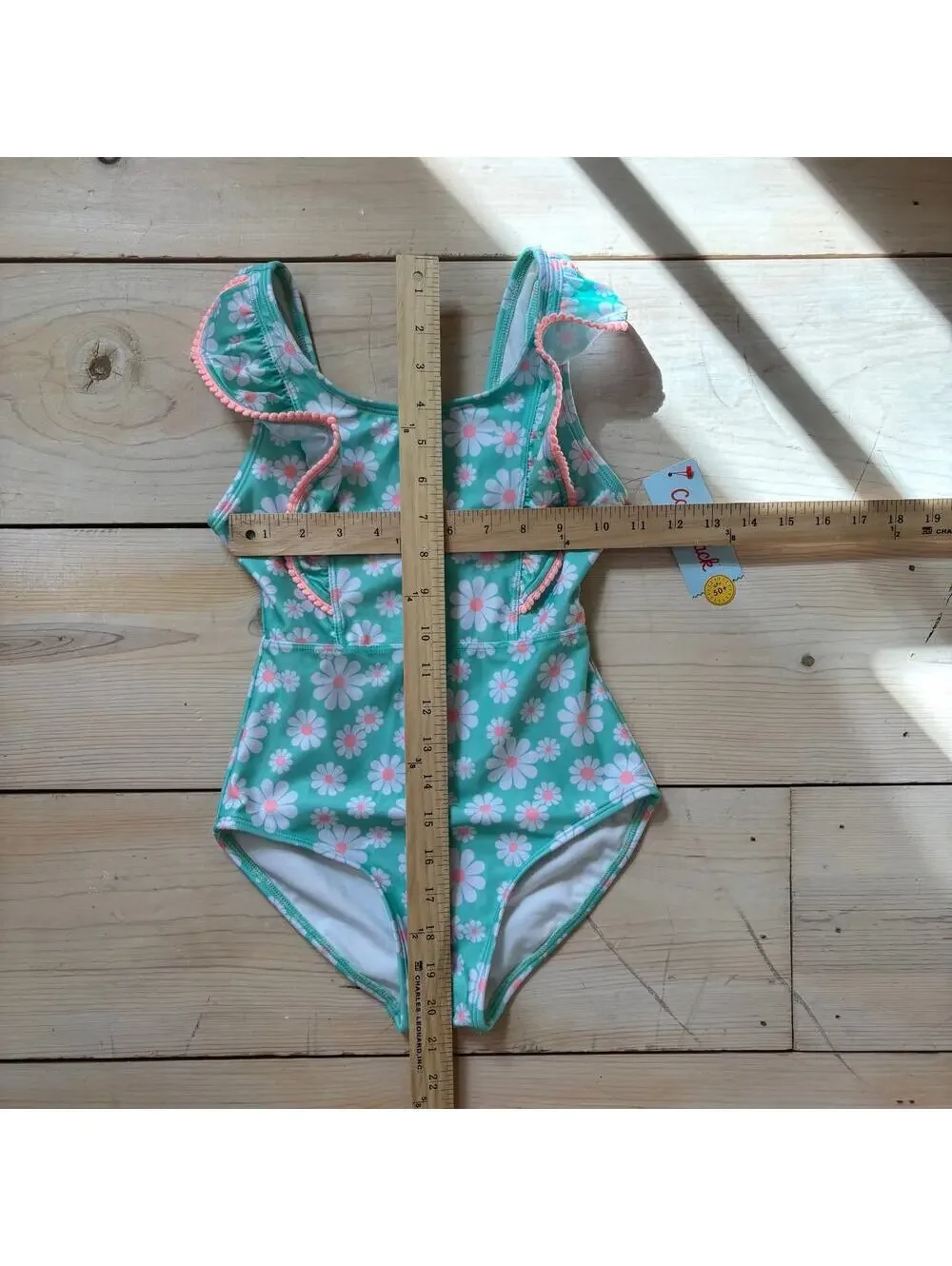 Cat & Jack NWT Girls' Endless Daisies Floral Printed One Piece Swimsuit M (8)